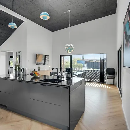 4 Bedroom Amazing In Feriehus Børkop