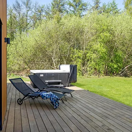 Feriehus Beautiful In With Kitchen