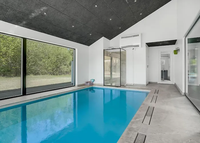 Beautiful In With Kitchen