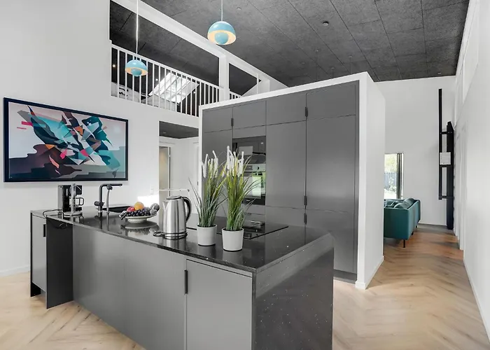 Beautiful In With Kitchen